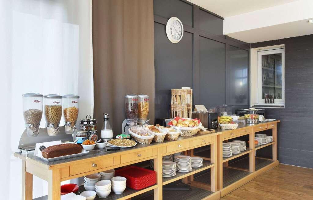 hotel image 13