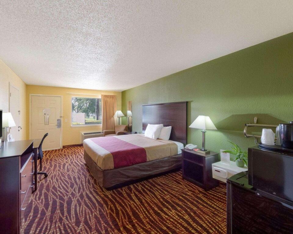 hotel image 10