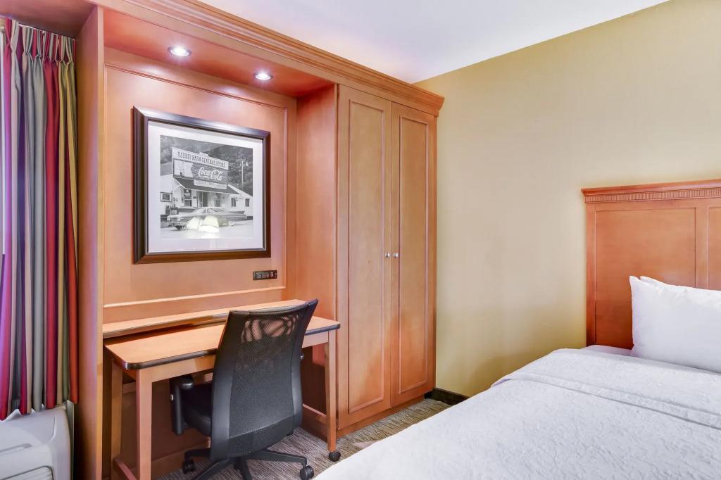 hotel image 16