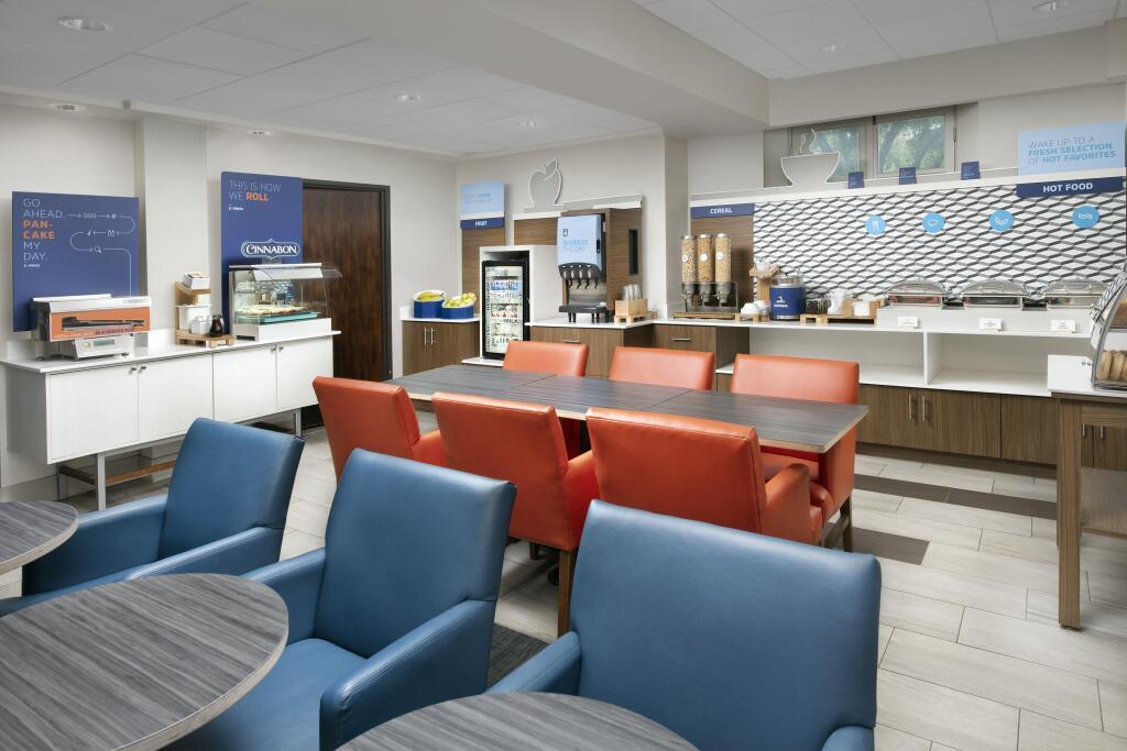 hotel image 12