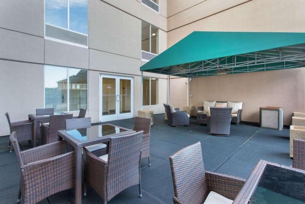 hotel image 10