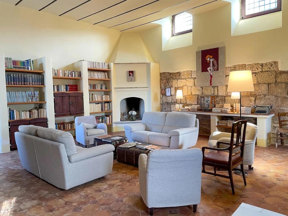 hotel image 36