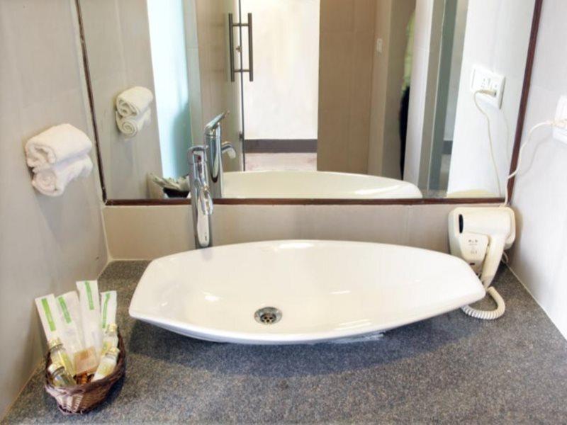 hotel image 7
