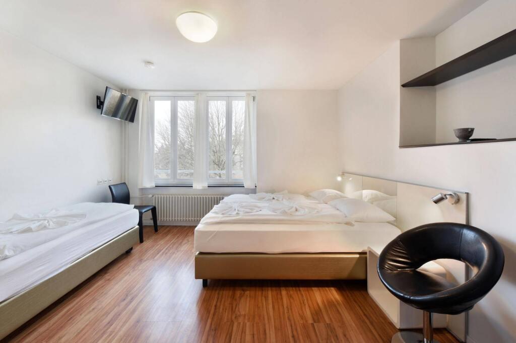 hotel image 14