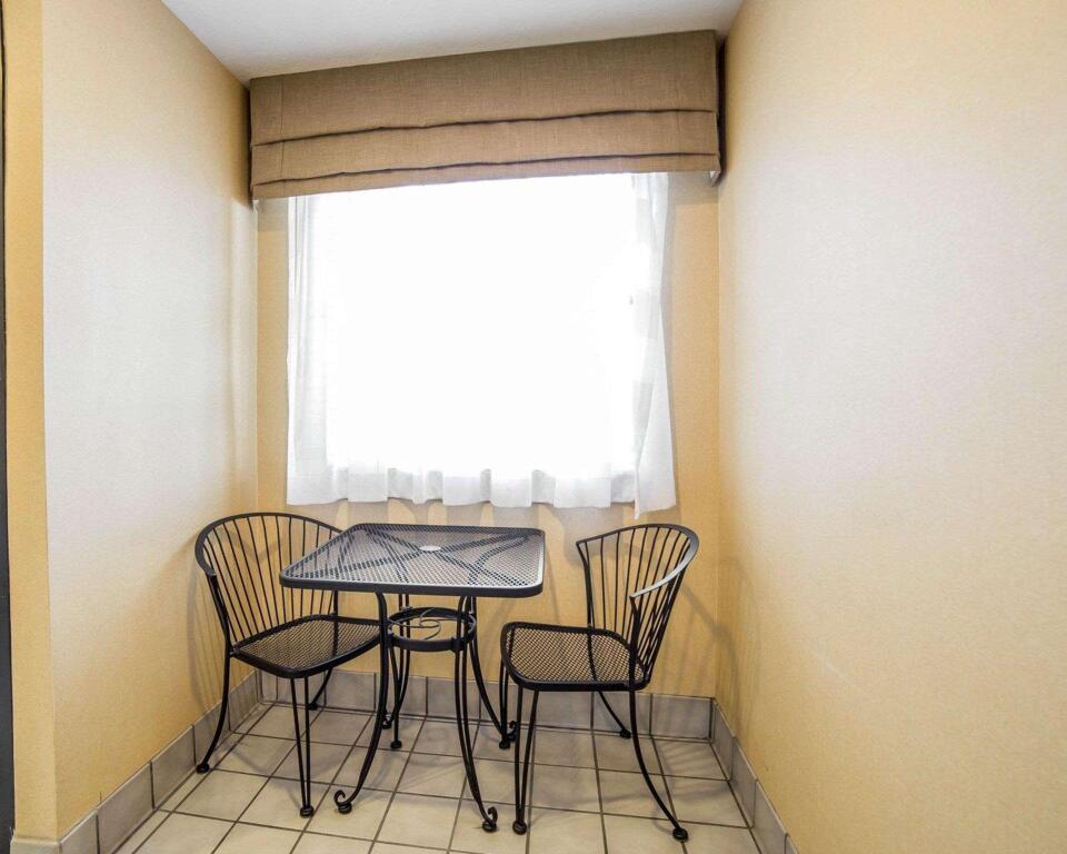 hotel image 12