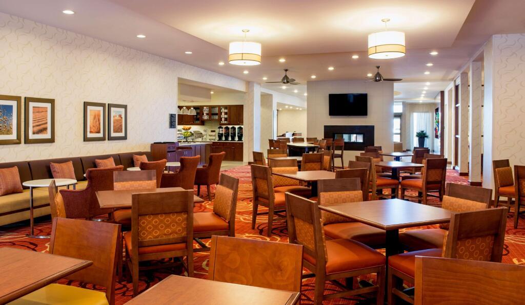hotel image 10