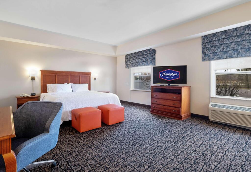 hotel image 16