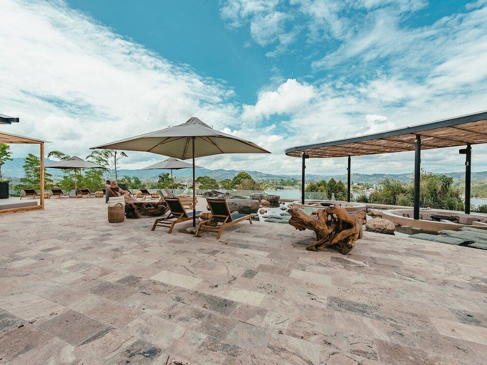 hotel image 16