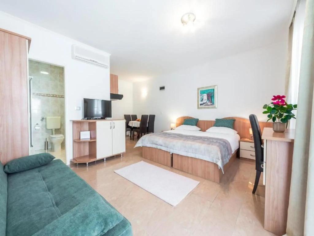 hotel image 32