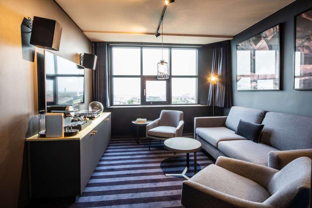 hotel image 77