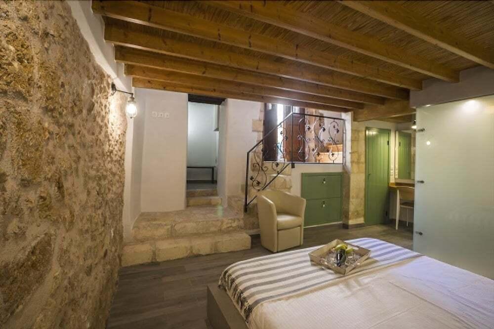 hotel image 16
