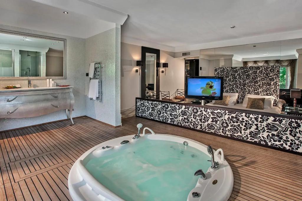 hotel image 32
