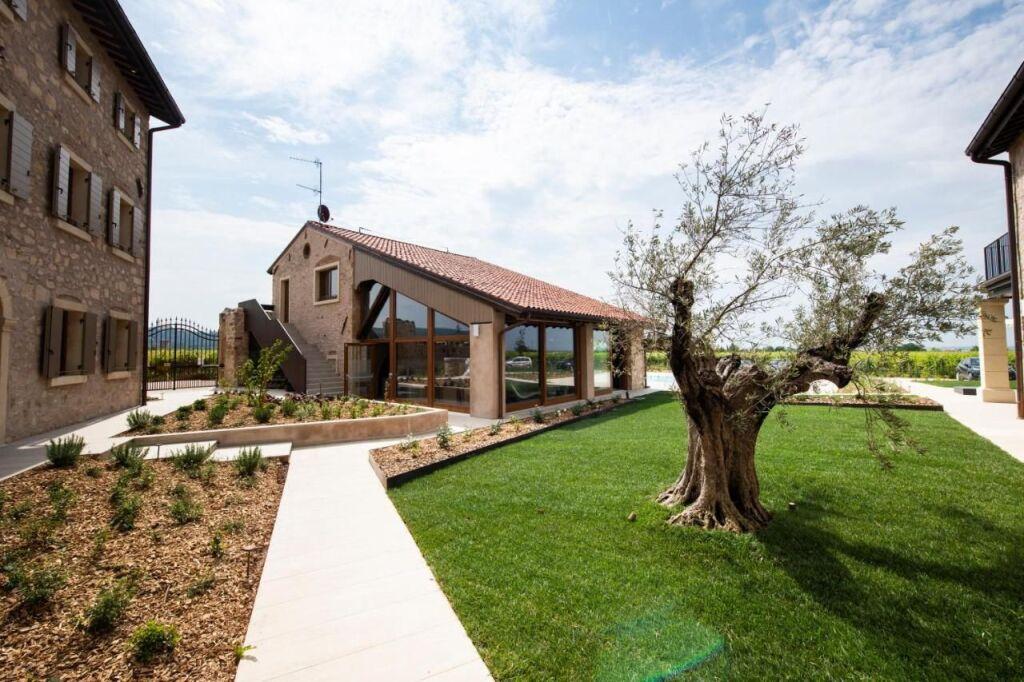 hotel image 9