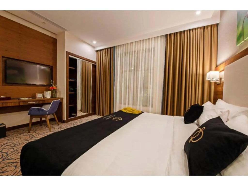 hotel image 12