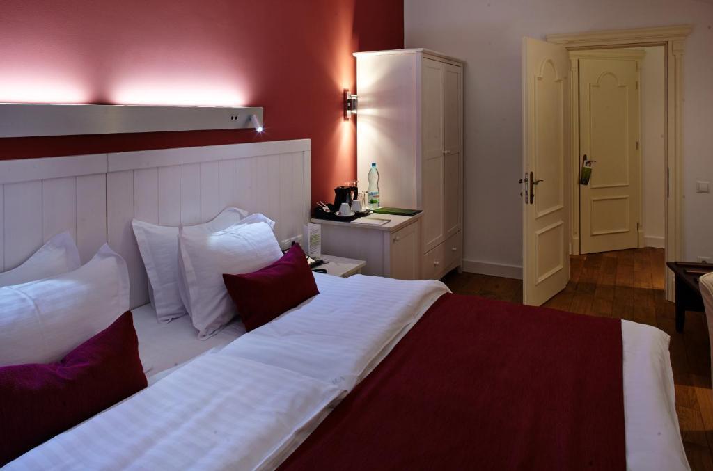hotel image 13