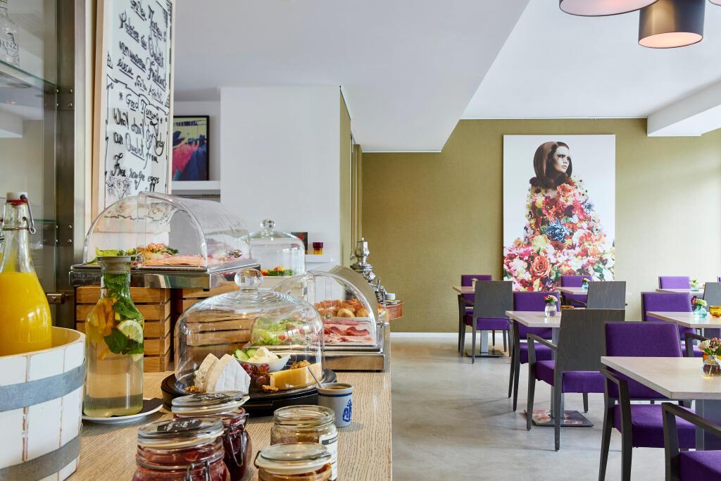 hotel image 9