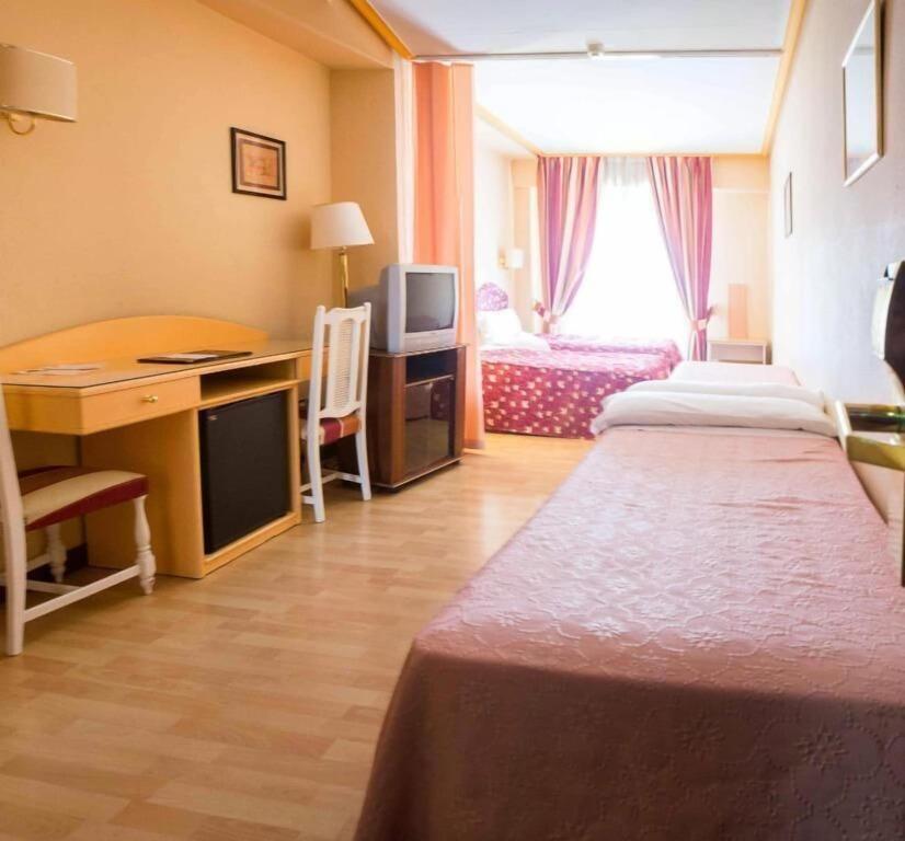 hotel image 10