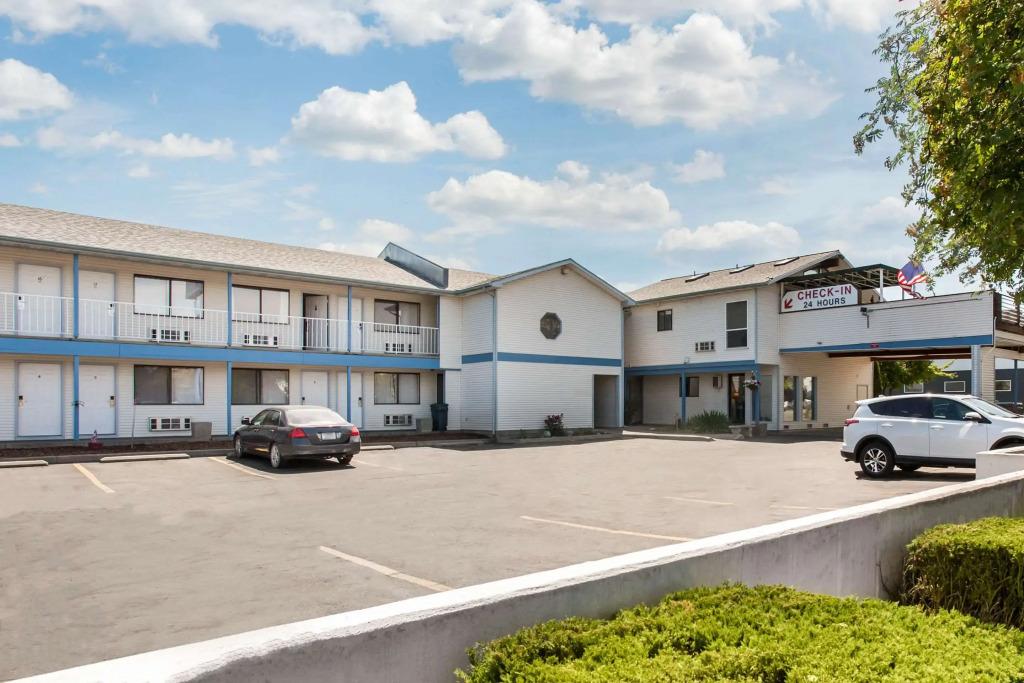 hotel image 16