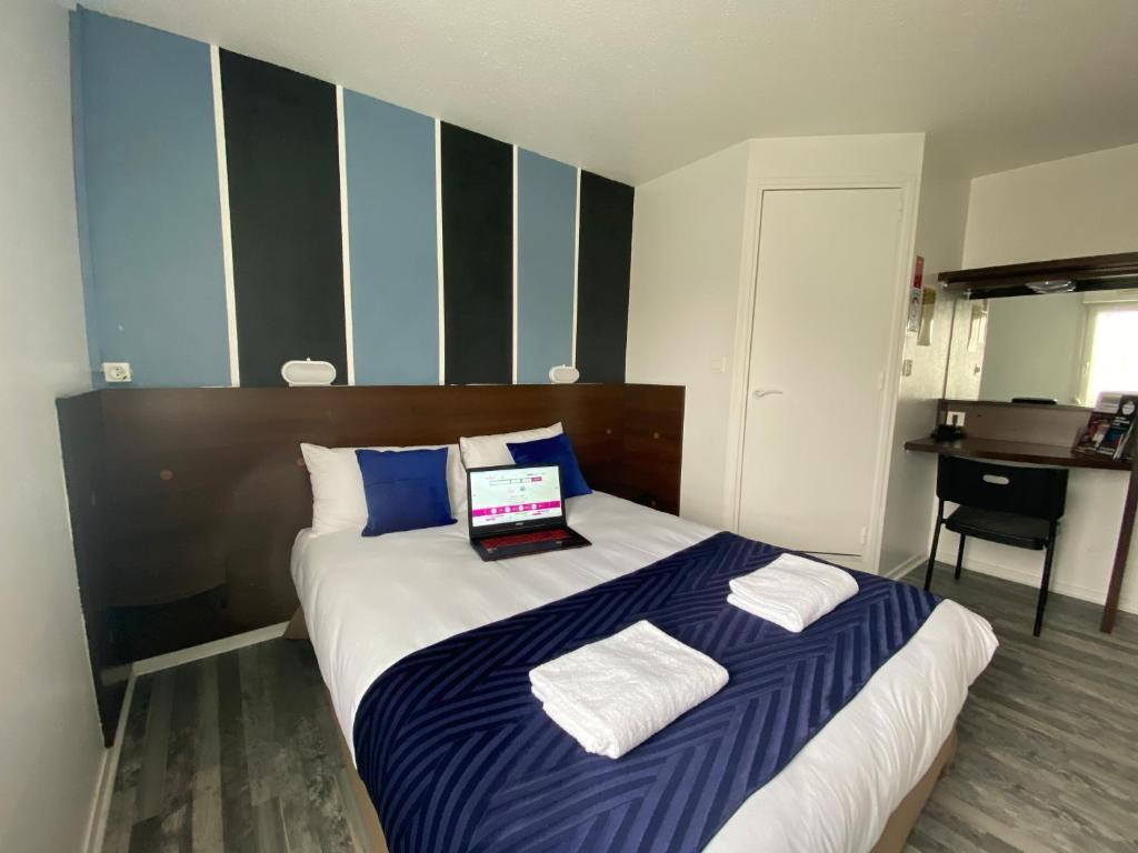 hotel image 16