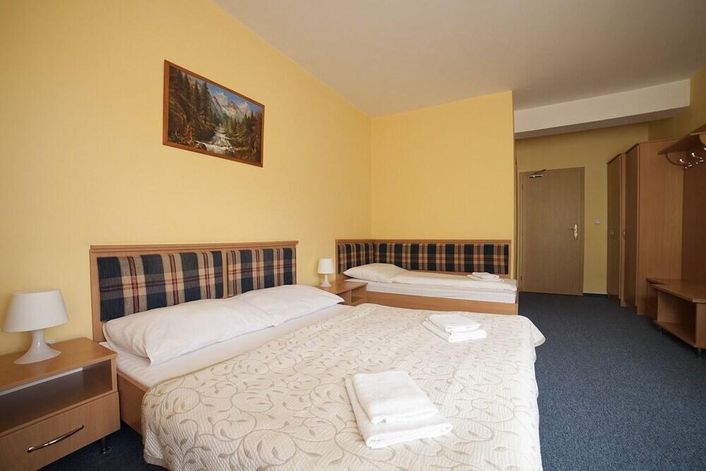 hotel image 11