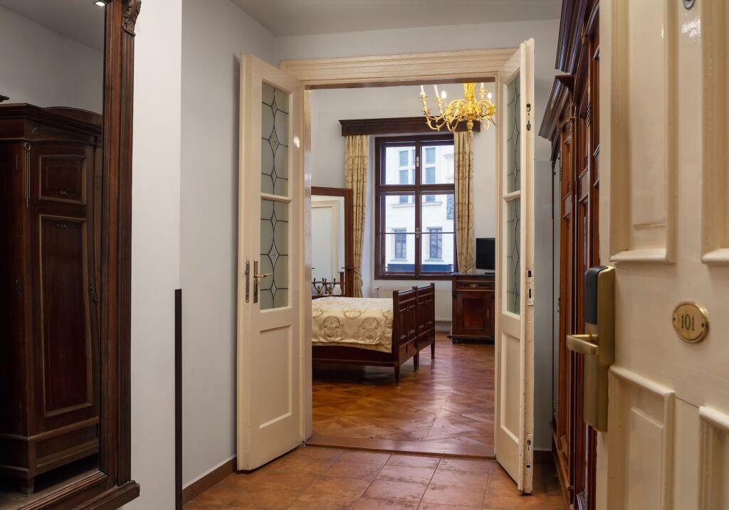 hotel image 13