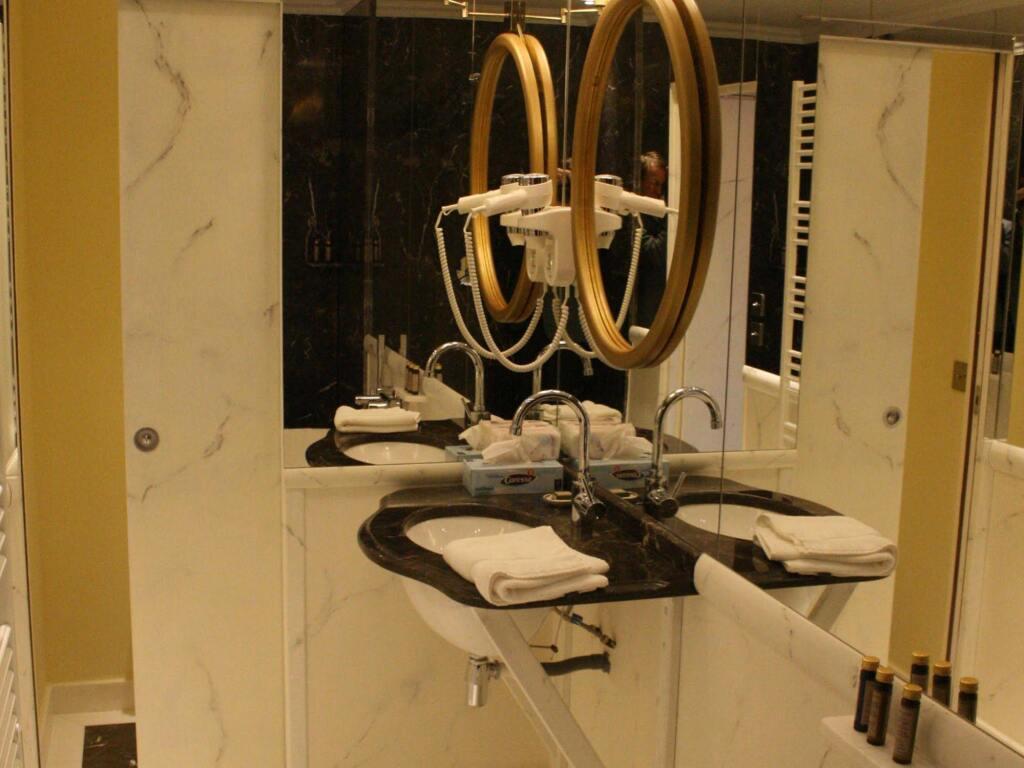 hotel image 37