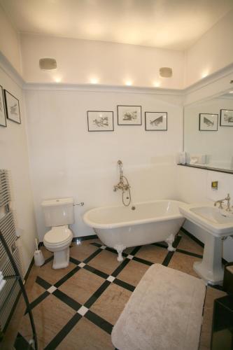 hotel image 10