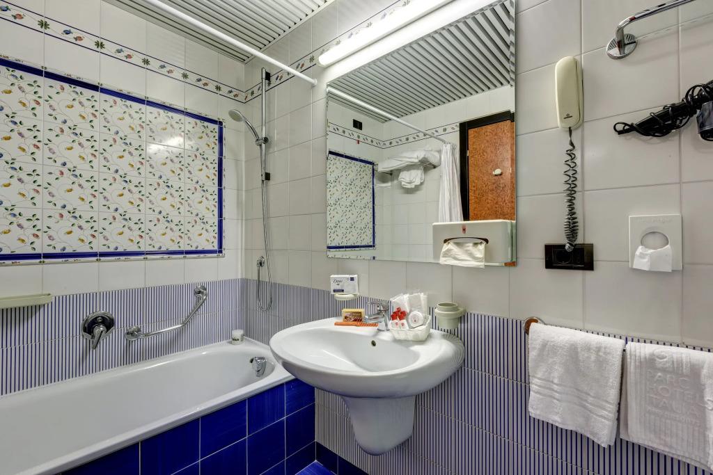 hotel image 44