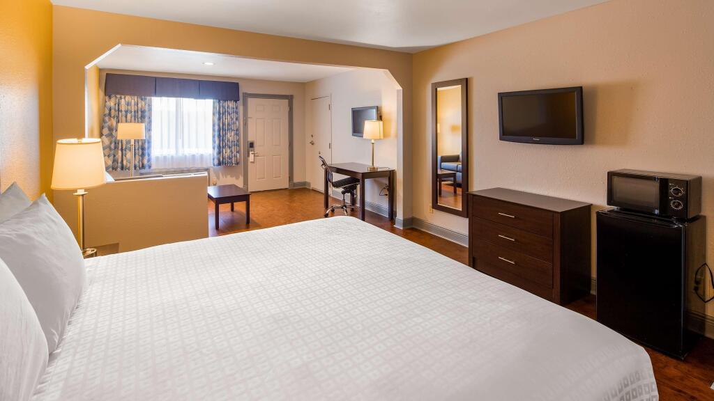hotel image 10