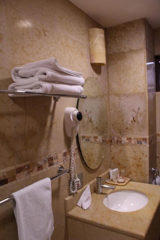 hotel image 16