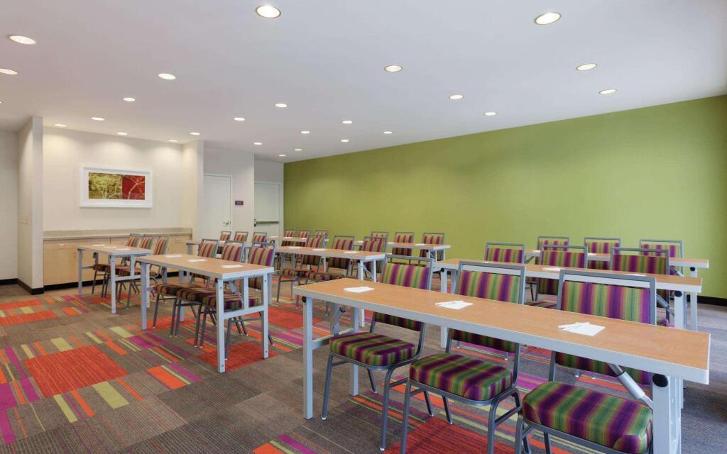 hotel image 10