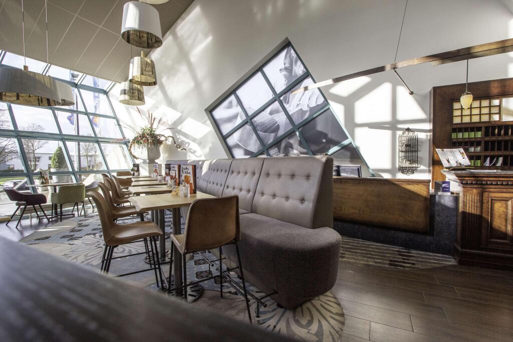 hotel image 11