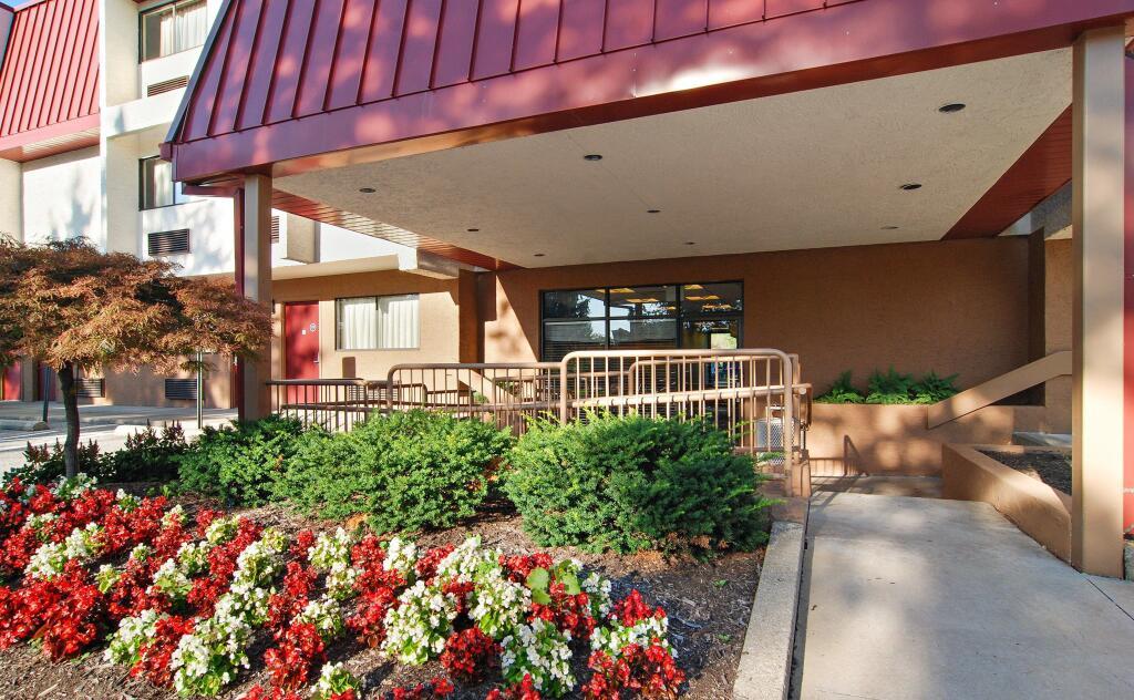hotel image 10