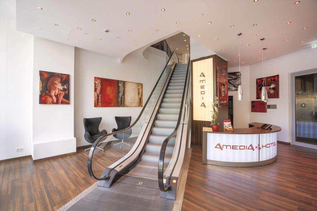 hotel image 9