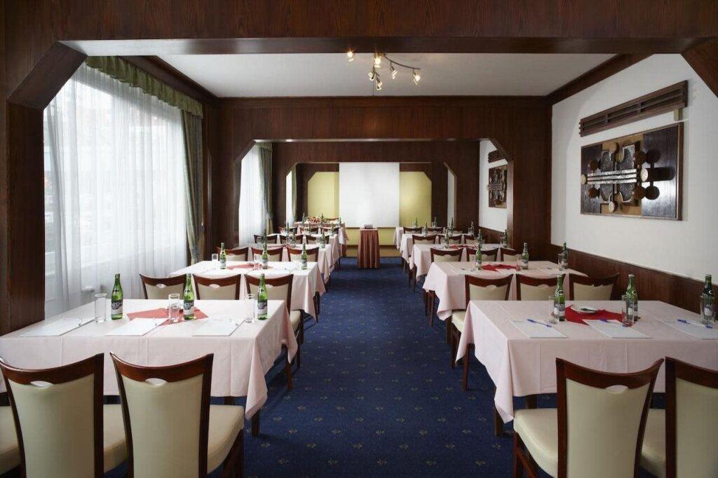 hotel image 16