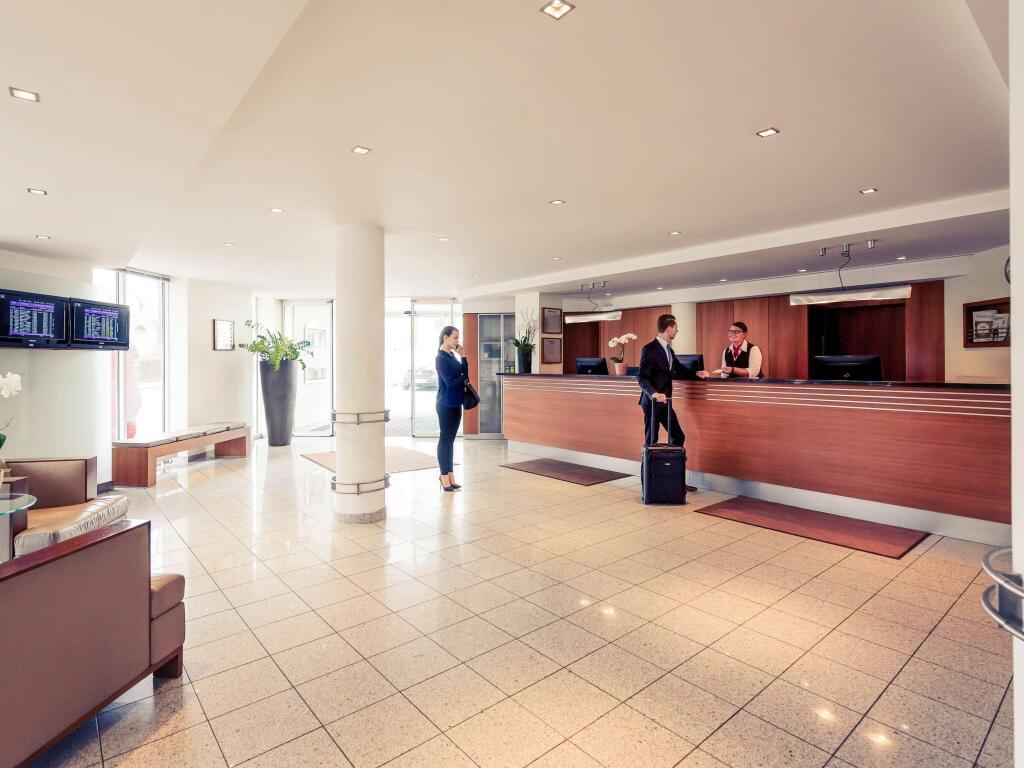 hotel image 10