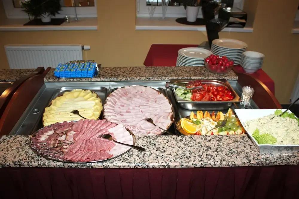 hotel image 10