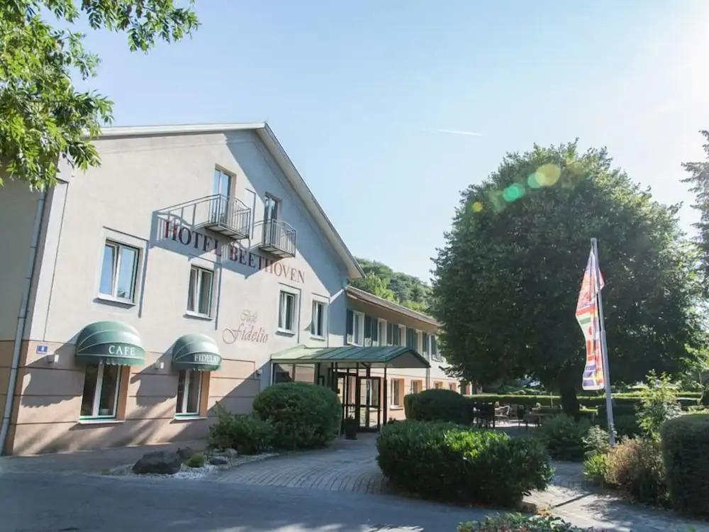 hotel image 10