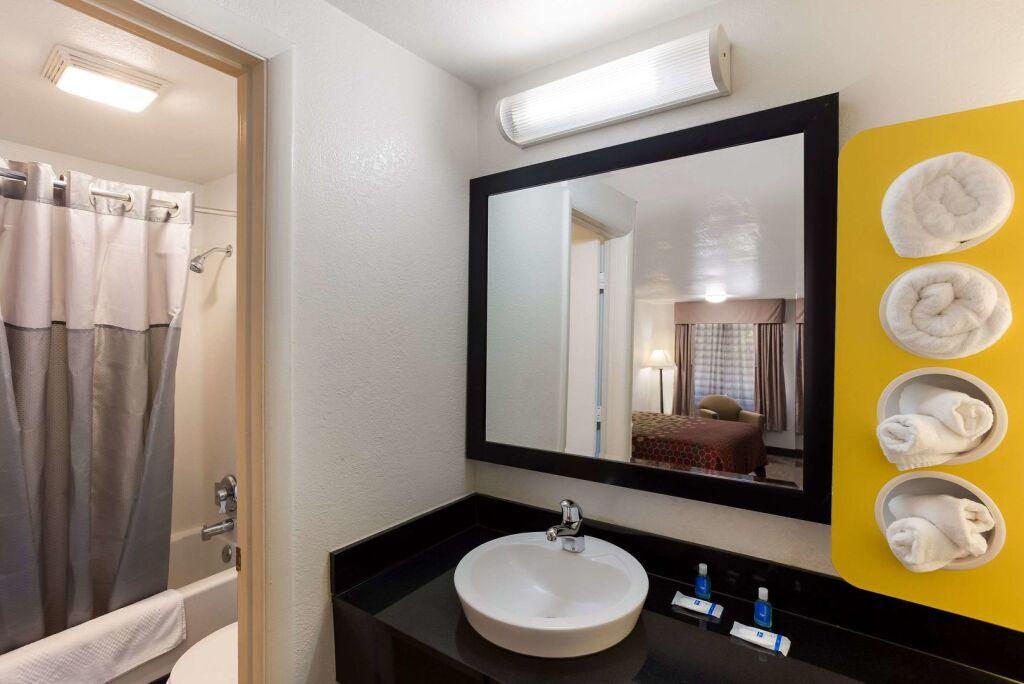 hotel image 11