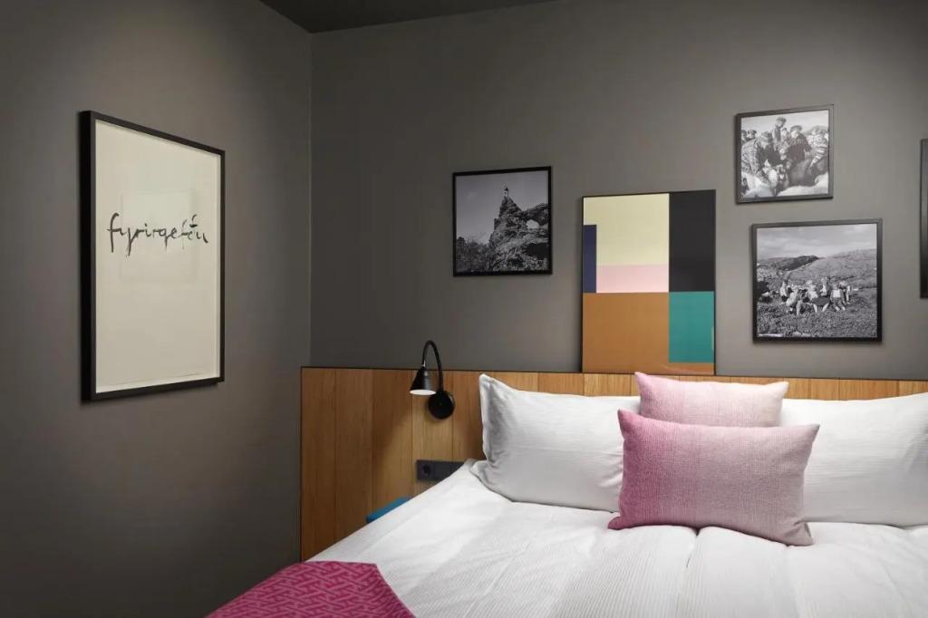 hotel image 10