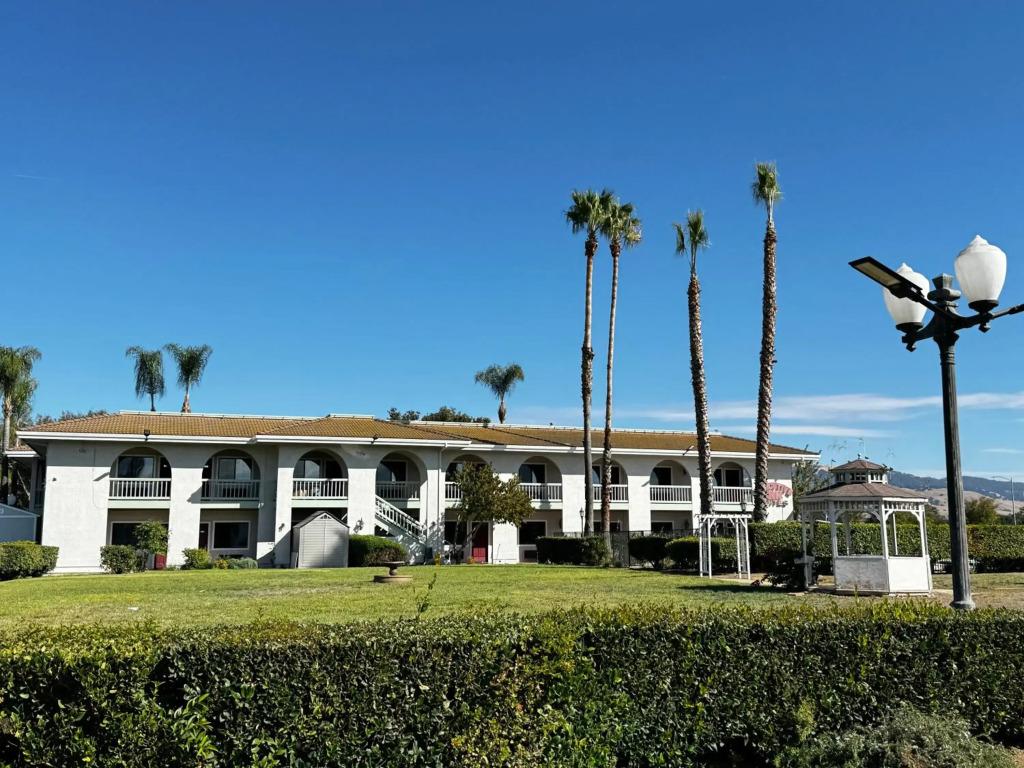 hotel image 10