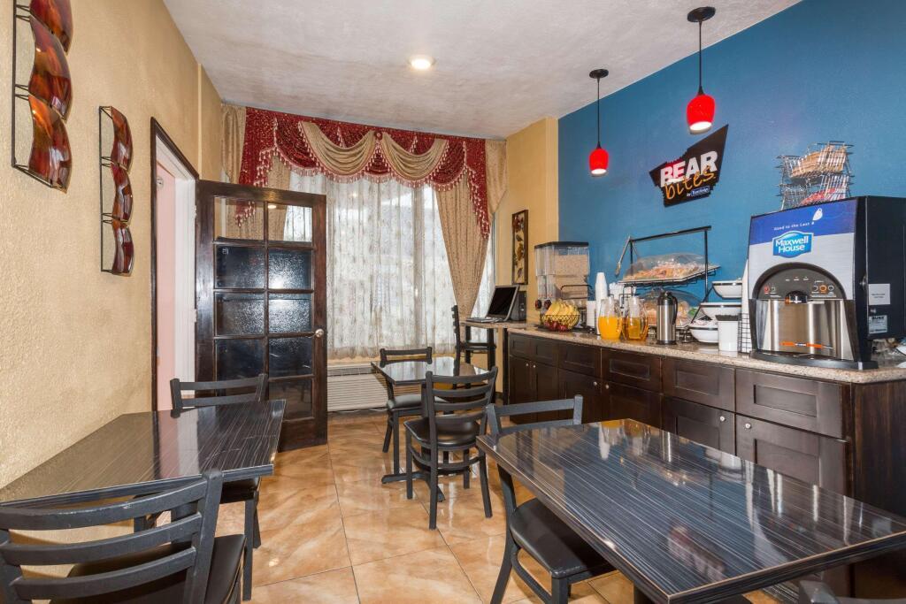 hotel image 9