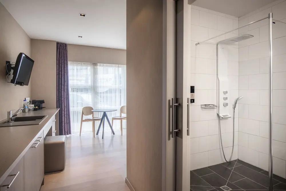 hotel image 8