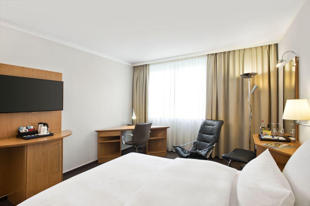 hotel image 16
