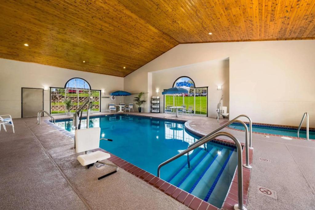 hotel image 9
