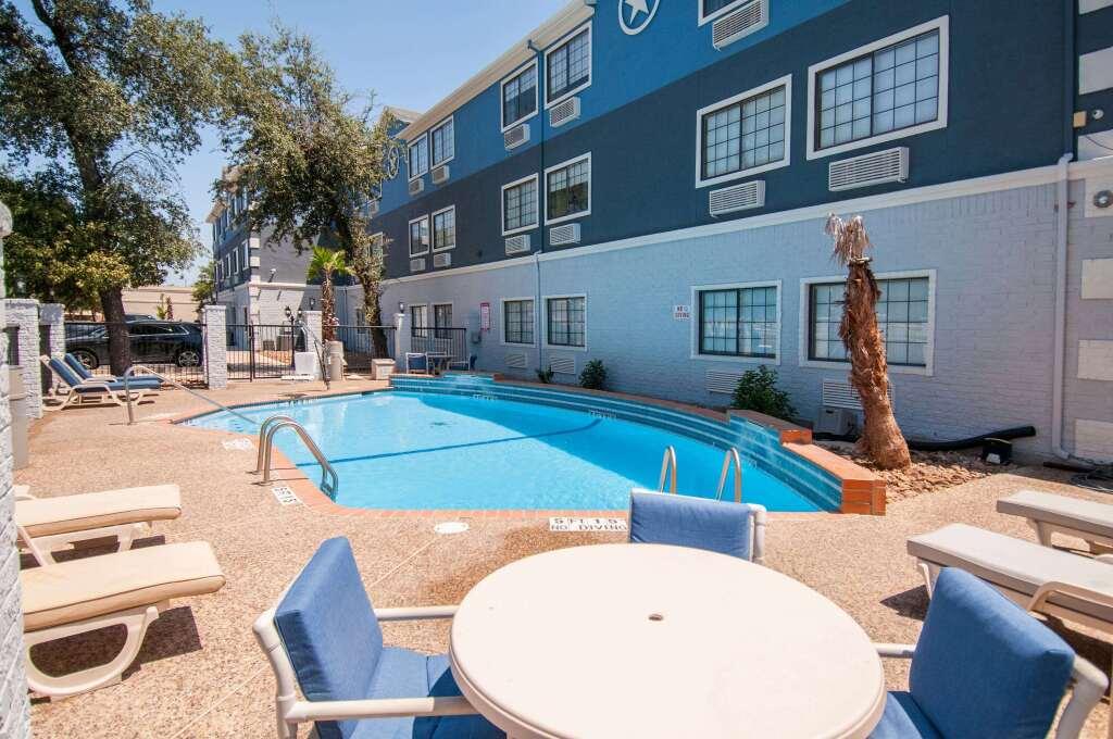 hotel image 18