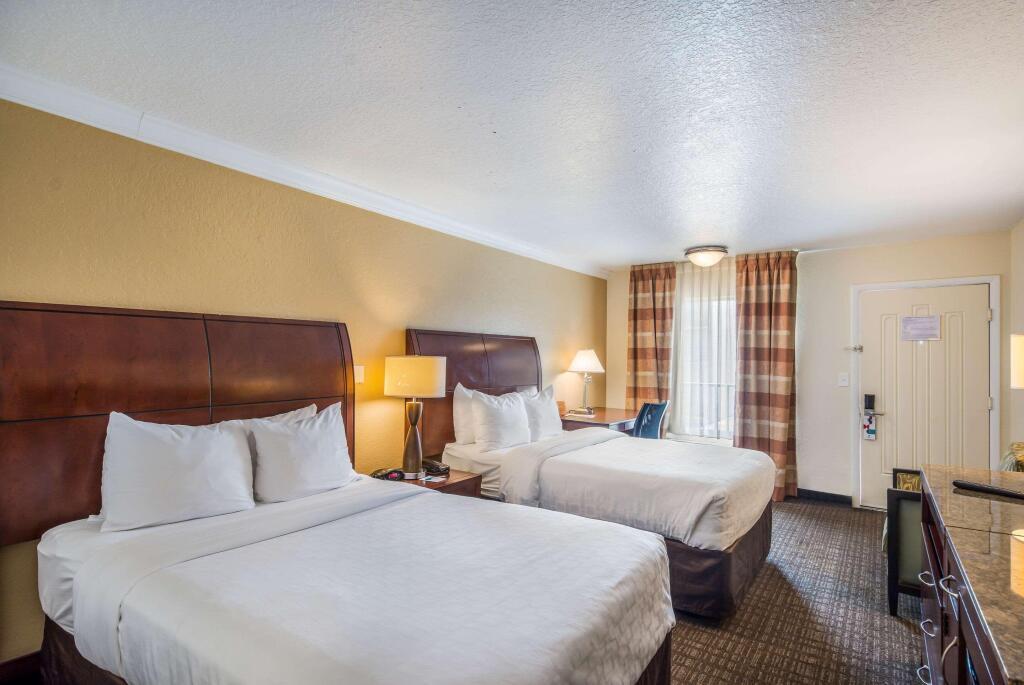 hotel image 35