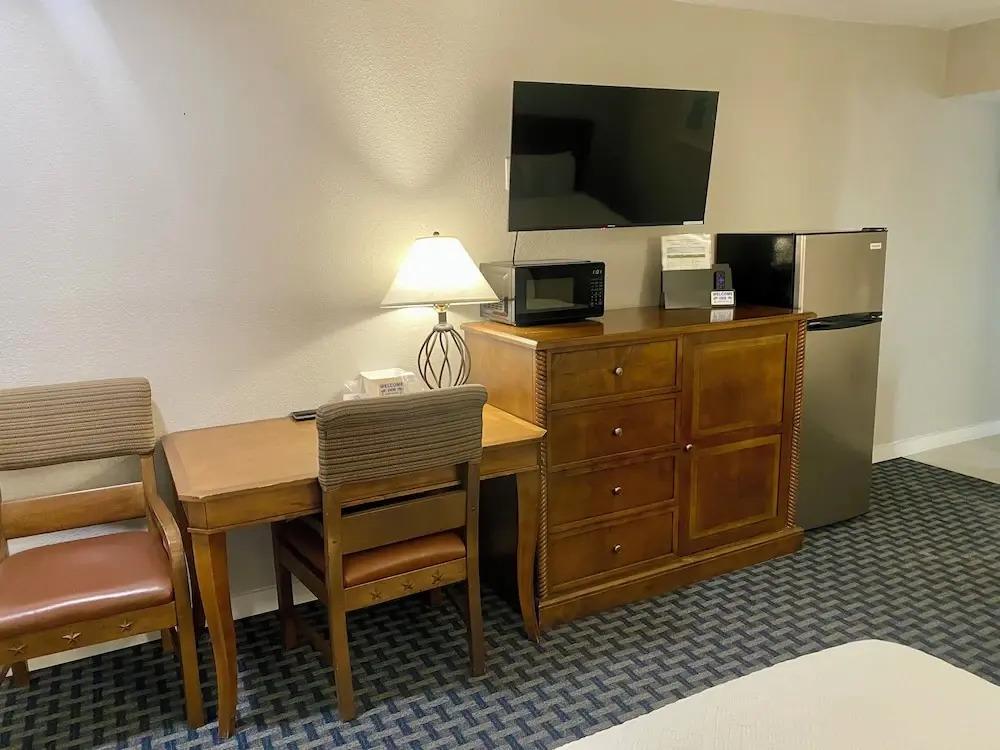 hotel image 13