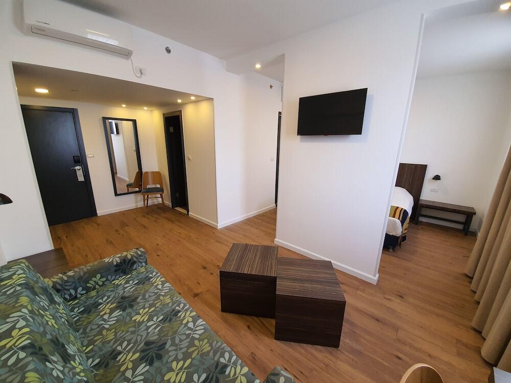 hotel image 13
