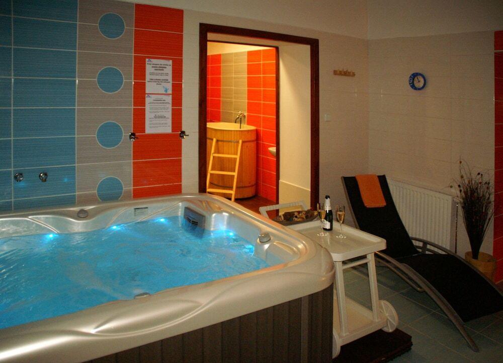hotel image 11